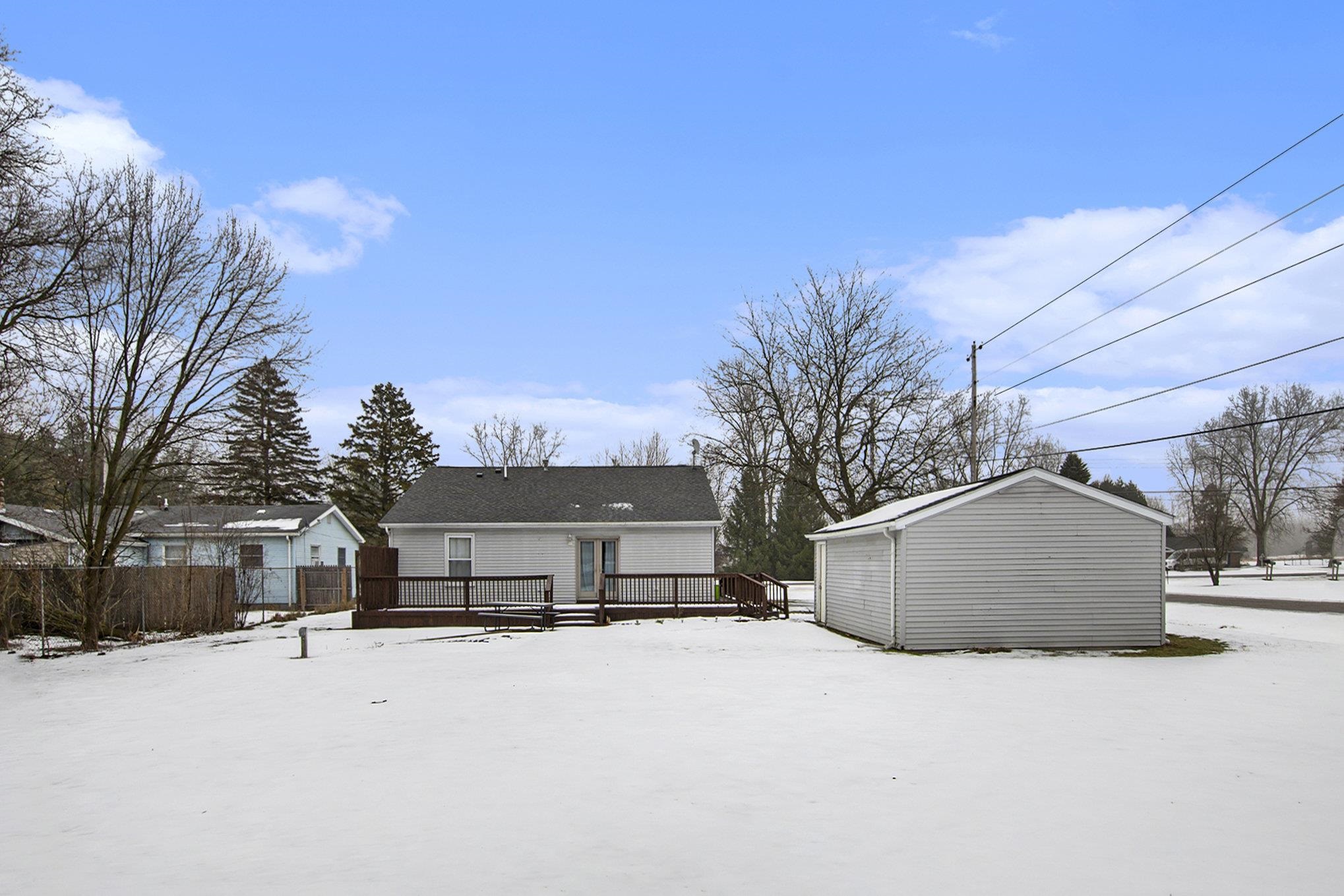 4503 North Vassar Road Flint, MI 48506 - Photo 26 of 31 50165913-1f0b4d23-08d0-495f-a2aa-ce3b6749a03a.JPG
