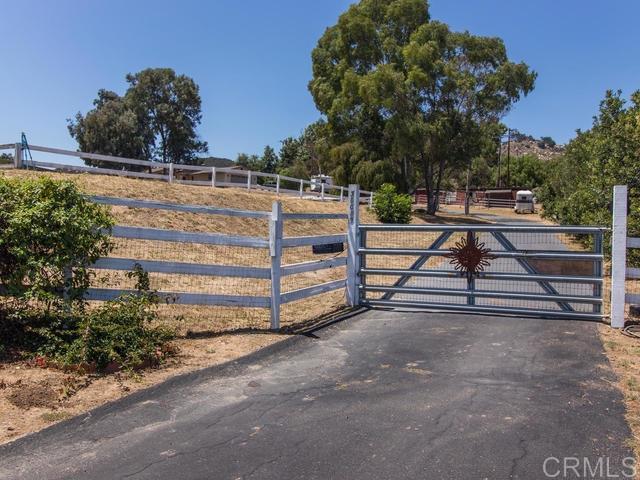 38089 De Luz Road Fallbrook, CA 92028 - Photo 23 of 25 Gallery Image 23