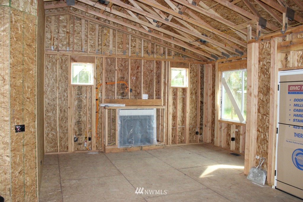 6119 189th Loop Southwest Rochester, WA 98579 - Photo 5 of 10