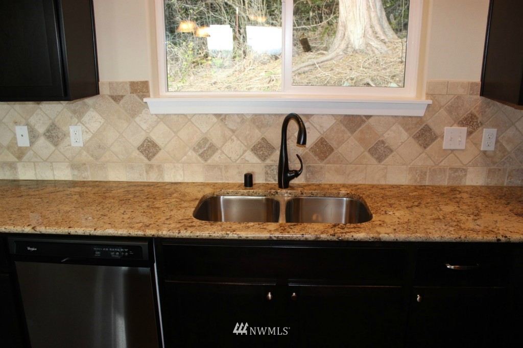 6119 189th Loop Southwest Rochester, WA 98579 - Photo 10 of 10