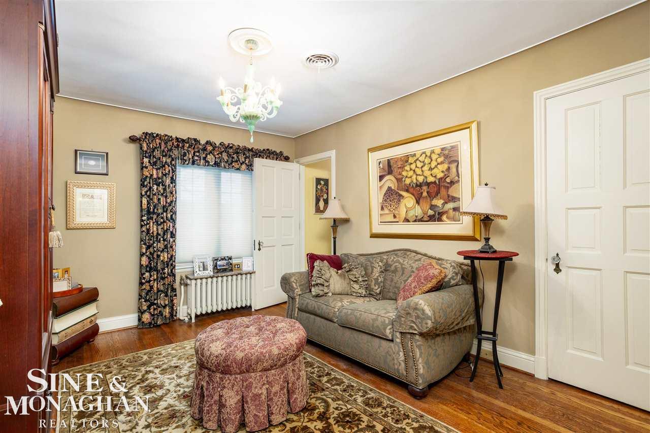 707 Trombley Road Grosse Pointe, MI 48230 - Photo 47 of 61 Jack and Jill Bedroom 2