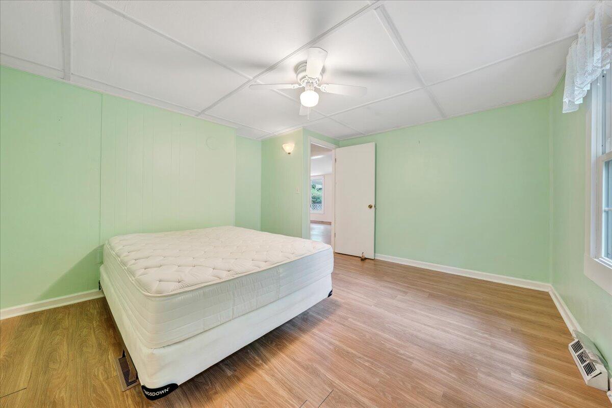 3386 Hogan Road Southeast Roanoke, VA 24014 - Photo 15 of 49 15-MIB04835