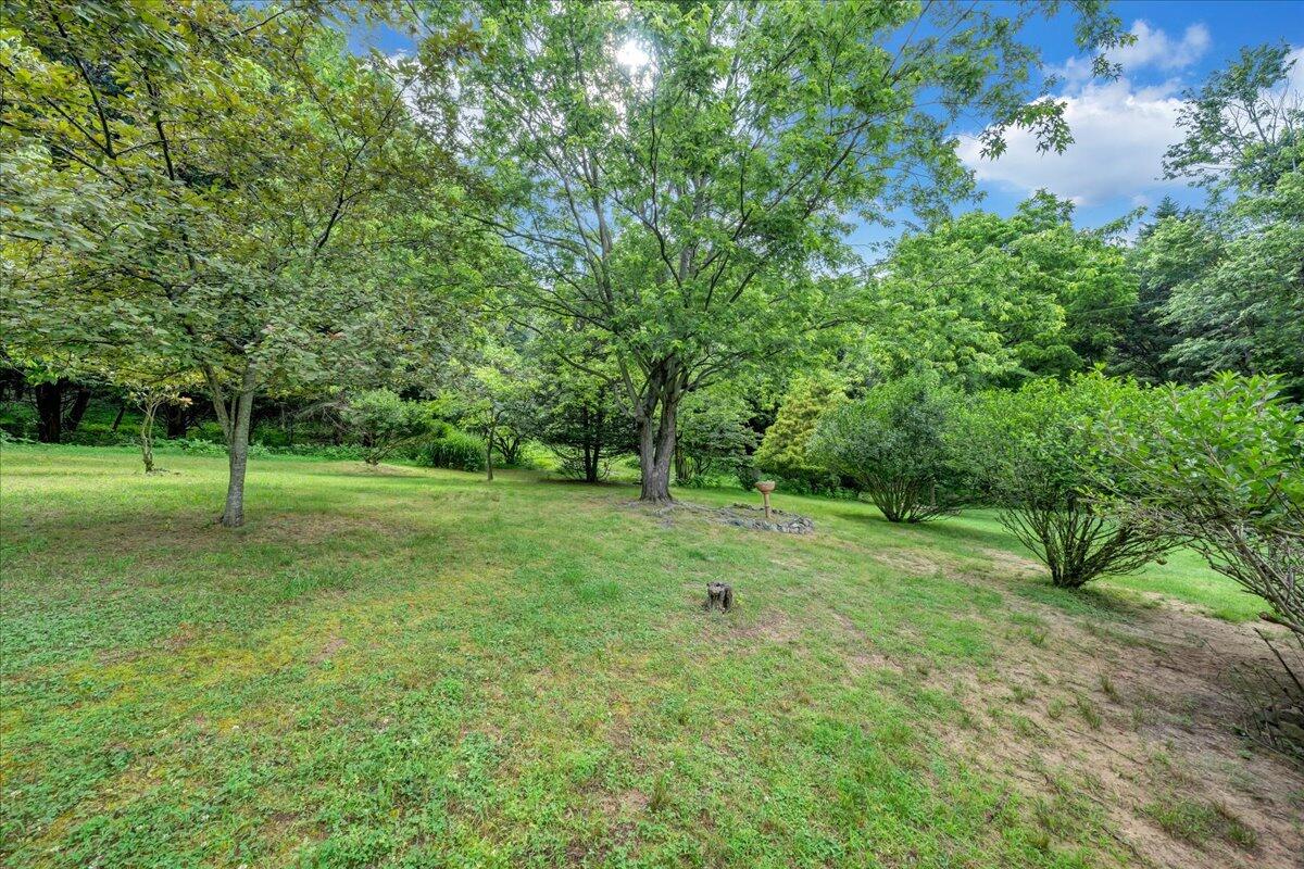 3386 Hogan Road Southeast Roanoke, VA 24014 - Photo 26 of 49 27-MIB04874