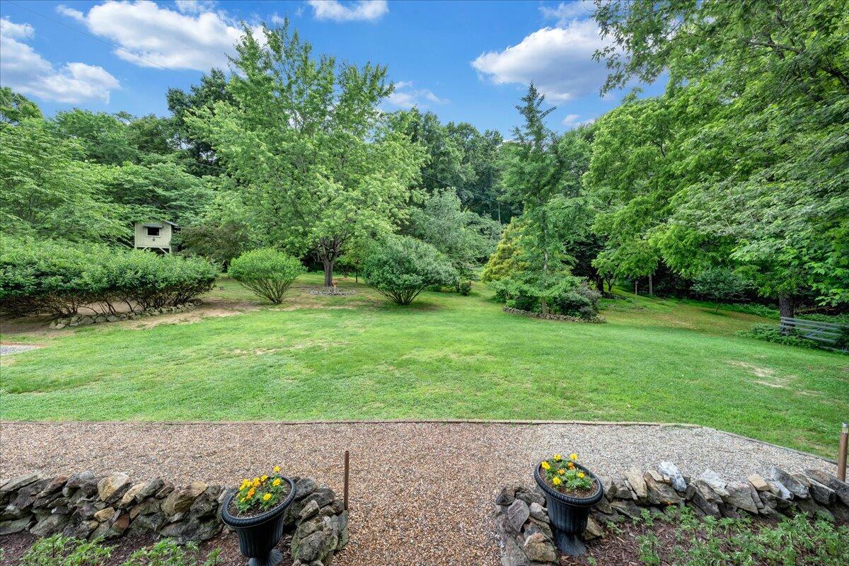 3386 Hogan Road Southeast Roanoke, VA 24014 - Photo 33 of 49 34-MIB04895