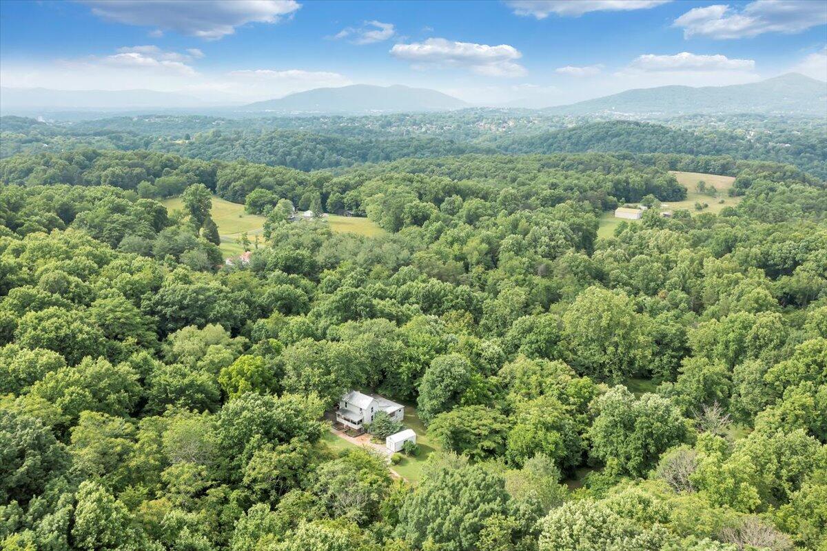 3386 Hogan Road Southeast Roanoke, VA 24014 - Photo 45 of 49 46-DJI_0052
