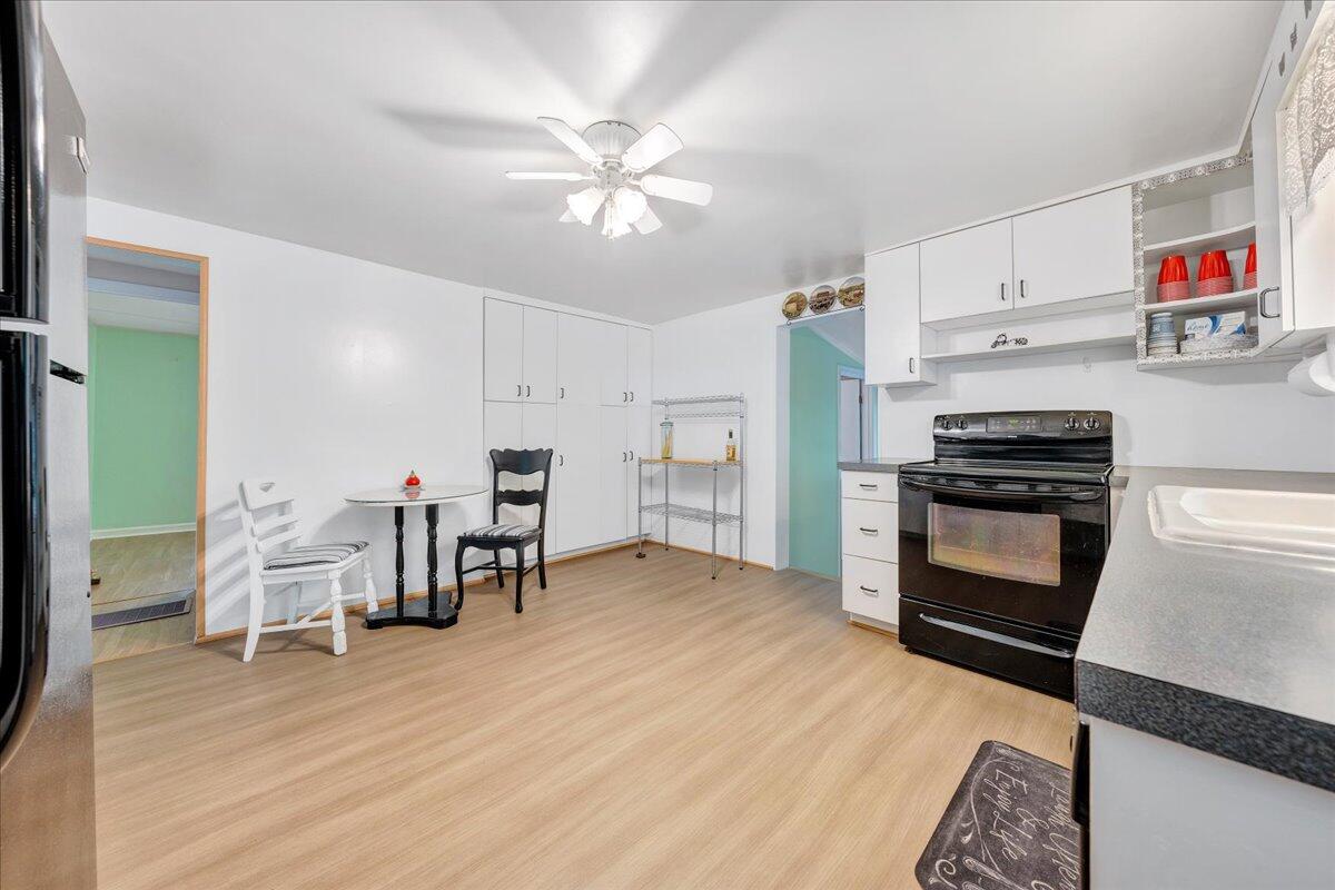 3386 Hogan Road Southeast Roanoke, VA 24014 - Photo 5 of 49 04-MIB04799