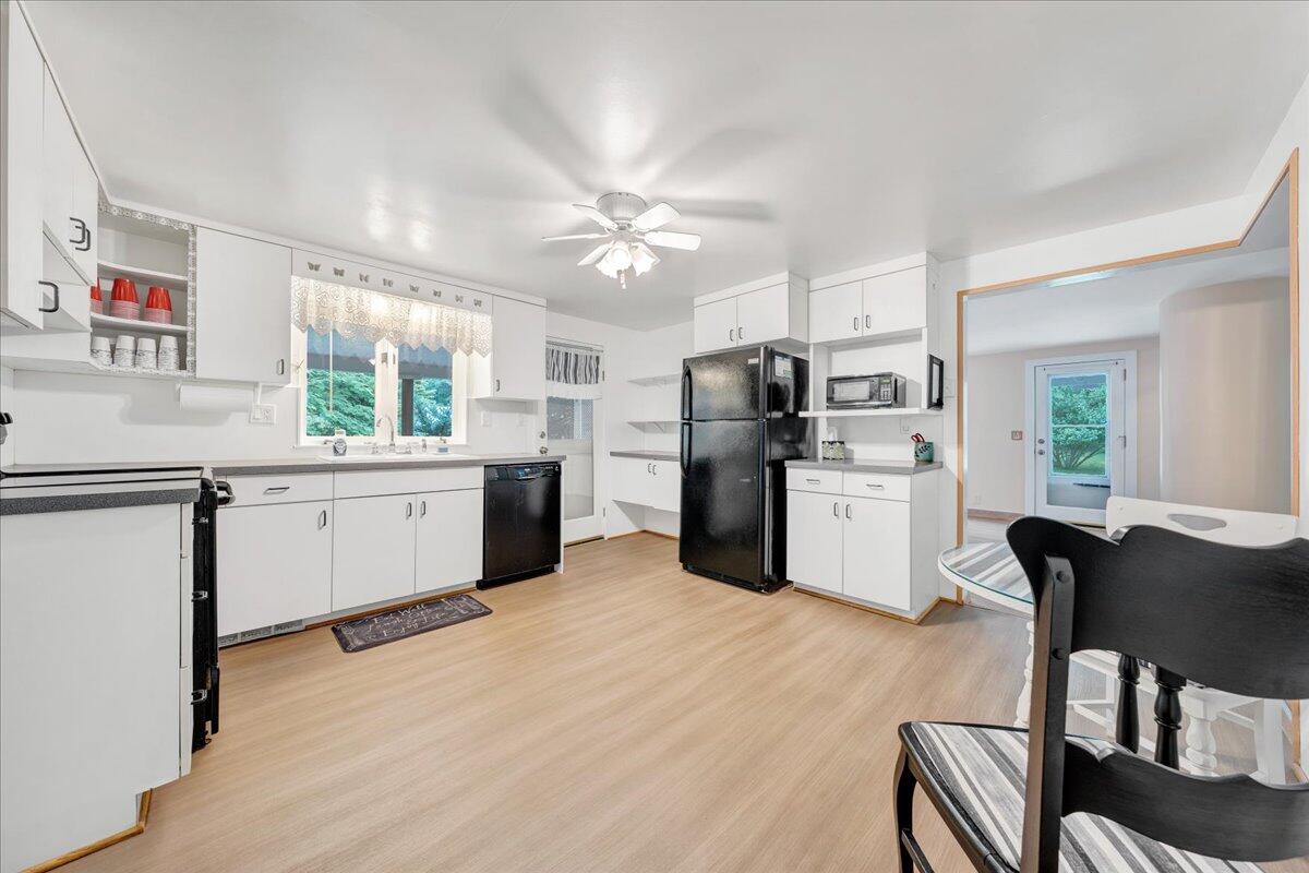3386 Hogan Road Southeast Roanoke, VA 24014 - Photo 6 of 49 05-MIB04802