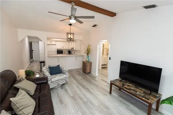 $1,550 | 1420 Academy Boulevard, Unit 104, Cape Coral, FL 33990
