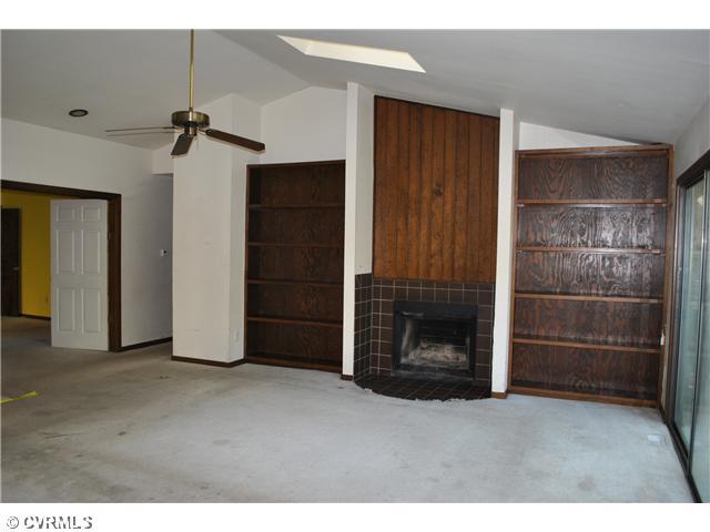 3107 3 Bridges Road Midlothian, VA 23112 - Photo 3 of 11 Living Room