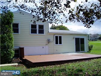 600 Corner Ketch Road Downingtown, PA 19335 - Photo 9 of 12 Exterior Back