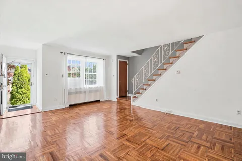 $245,000 | 3442 Valley Green Drive, Drexel Hill, PA 19026