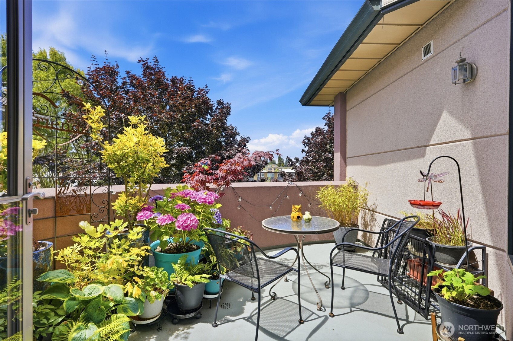 3501 Colby Avenue, Unit 313 Everett, WA 98201 - Photo 1 of 29