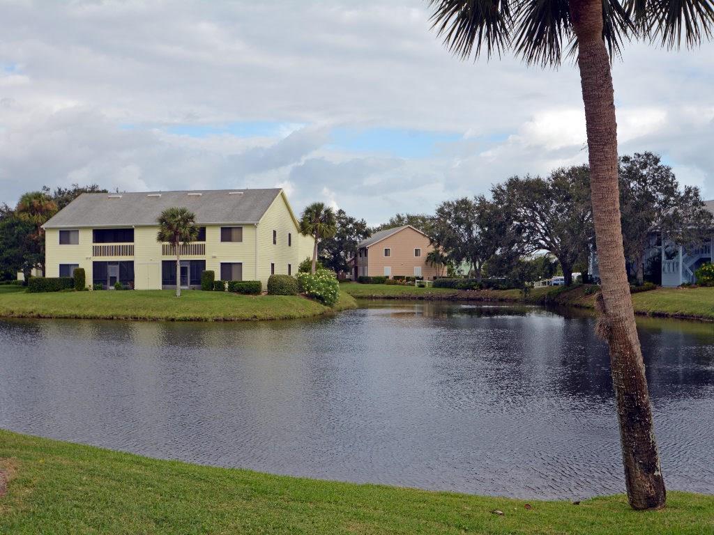 5720 Pelican Pointe Drive, Unit 3 Sebastian, FL 32958 - Photo 21 of 32