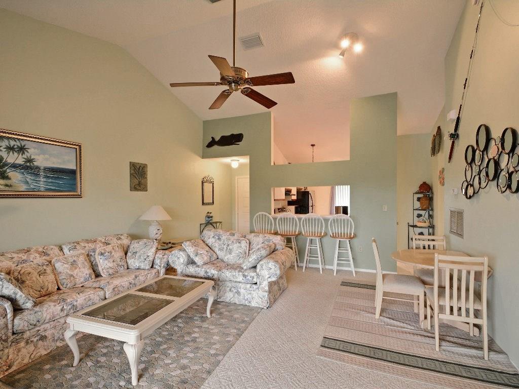 5720 Pelican Pointe Drive, Unit 3 Sebastian, FL 32958 - Photo 6 of 32