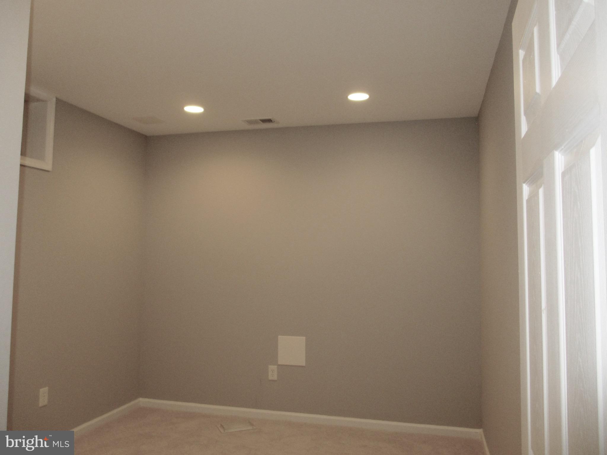 6300 Lincolnia Road Alexandria, VA 22312 - Photo 26 of 30 a view of an empty room