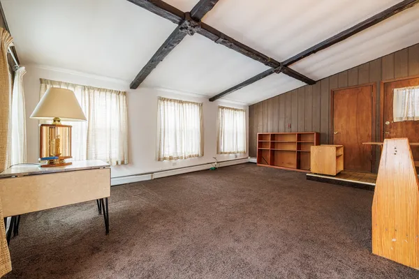 $595,000 | 206 Bonnie Brae Avenue, Elmhurst, IL 60126