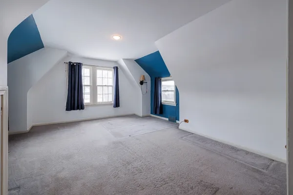 $595,000 | 206 Bonnie Brae Avenue, Elmhurst, IL 60126