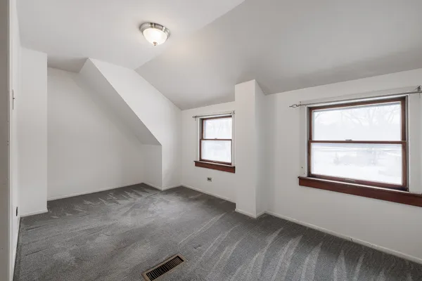 $595,000 | 206 Bonnie Brae Avenue, Elmhurst, IL 60126