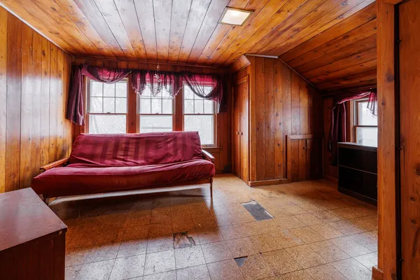 $595,000 | 206 Bonnie Brae Avenue, Elmhurst, IL 60126