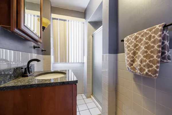 $595,000 | 206 Bonnie Brae Avenue, Elmhurst, IL 60126