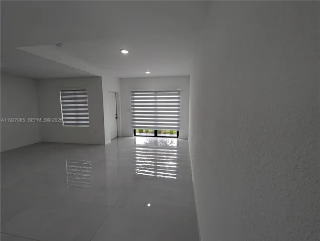 $2,600 | 26124 Southwest 146th Avenue, Unit 26124, Homestead, FL 33033