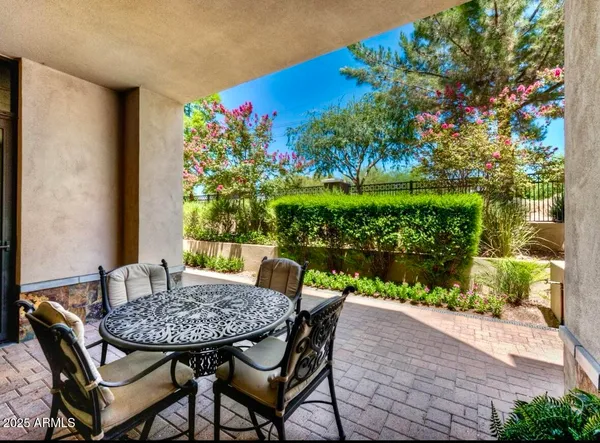 $8,000 | 8 Biltmore Estate, Unit 112, Phoenix, AZ 85016