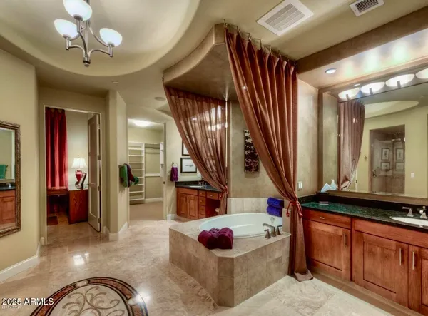 $8,000 | 8 Biltmore Estate, Unit 112, Phoenix, AZ 85016