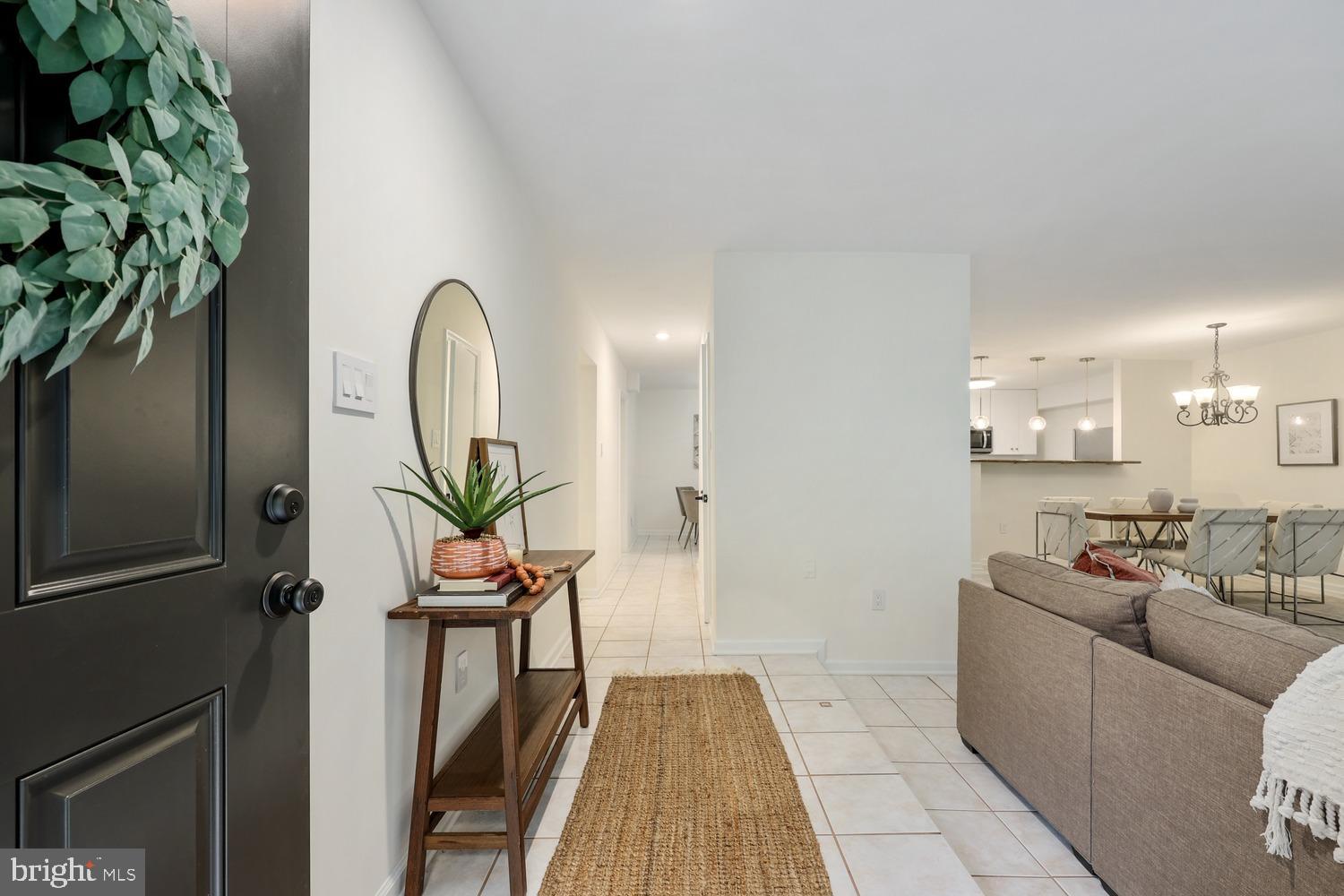 3820 Persimmon Circle Fairfax, VA 22031 - Photo 4 of 30