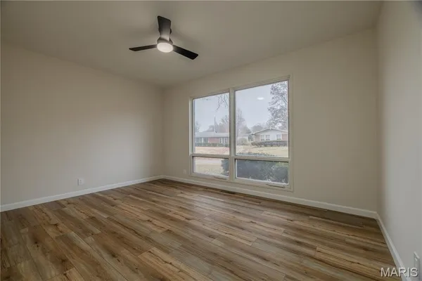 $289,900 | 3095 Harness Drive, Florissant, MO 63033