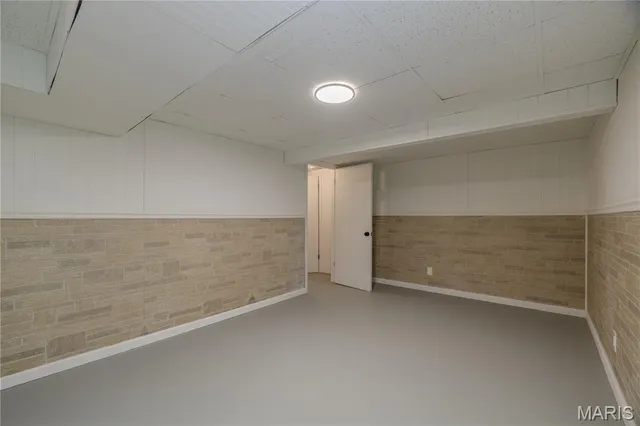 $289,900 | 3095 Harness Drive, Florissant, MO 63033