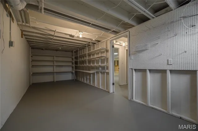 $289,900 | 3095 Harness Drive, Florissant, MO 63033