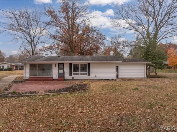 $289,900 | 3095 Harness Drive, Florissant, MO 63033
