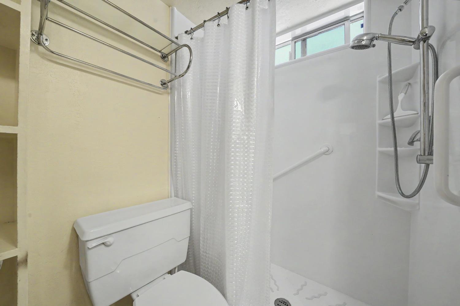 1281 Pleasant Valley Road, Unit 28 Diamond Springs, CA 95619 - Photo 21 of 36 Gallery Image 21