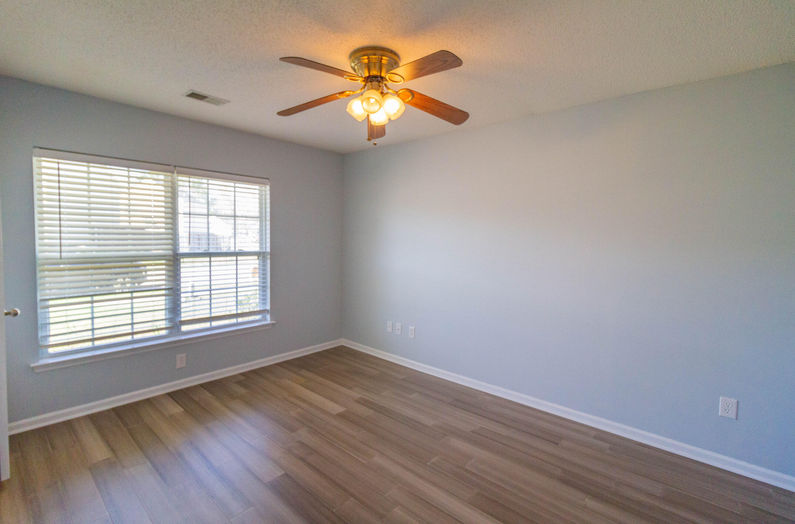 343 Briarbend Road Goose Creek, SC 29445 - Photo 5 of 26 _MG_0827