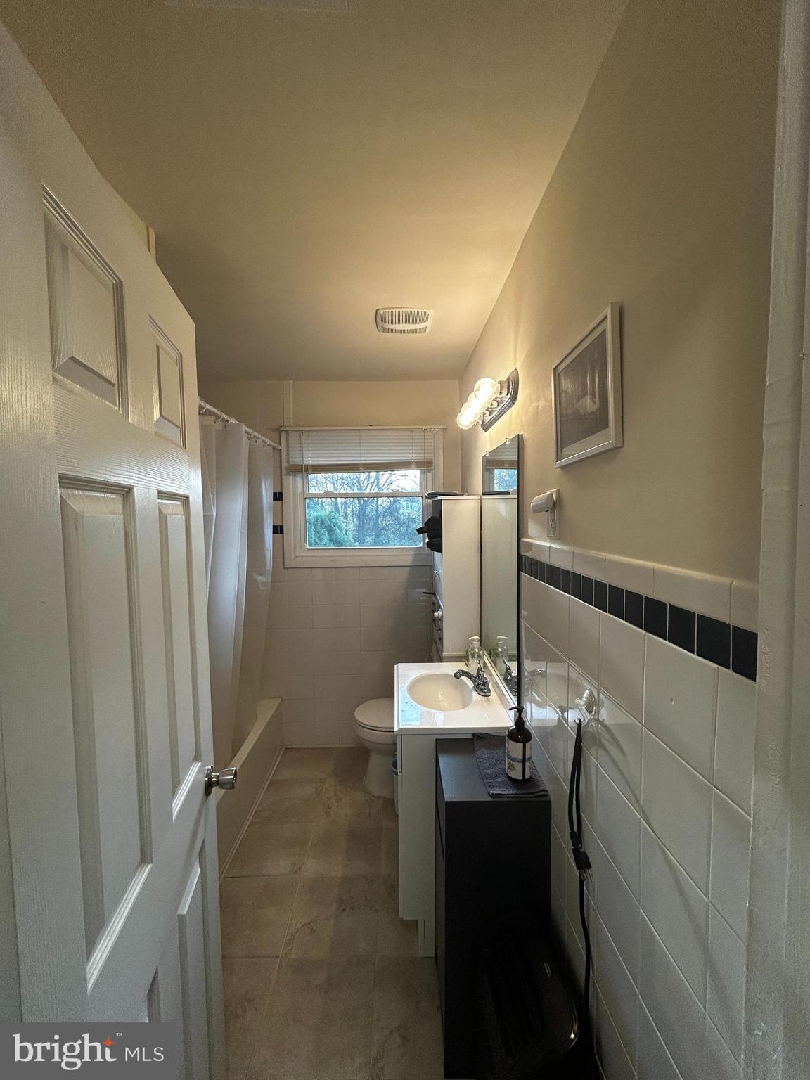 14442 Rixeyville Road Culpeper, VA 22701 - Photo 13 of 24 Bathroom
