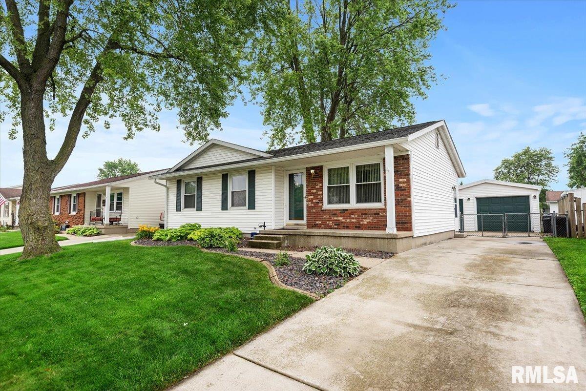 3018 Sandgate Road Springfield, IL 62702 - Photo 3 of 34
