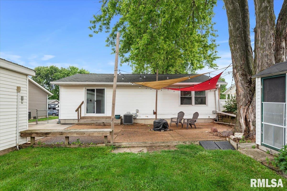 3018 Sandgate Road Springfield, IL 62702 - Photo 32 of 34