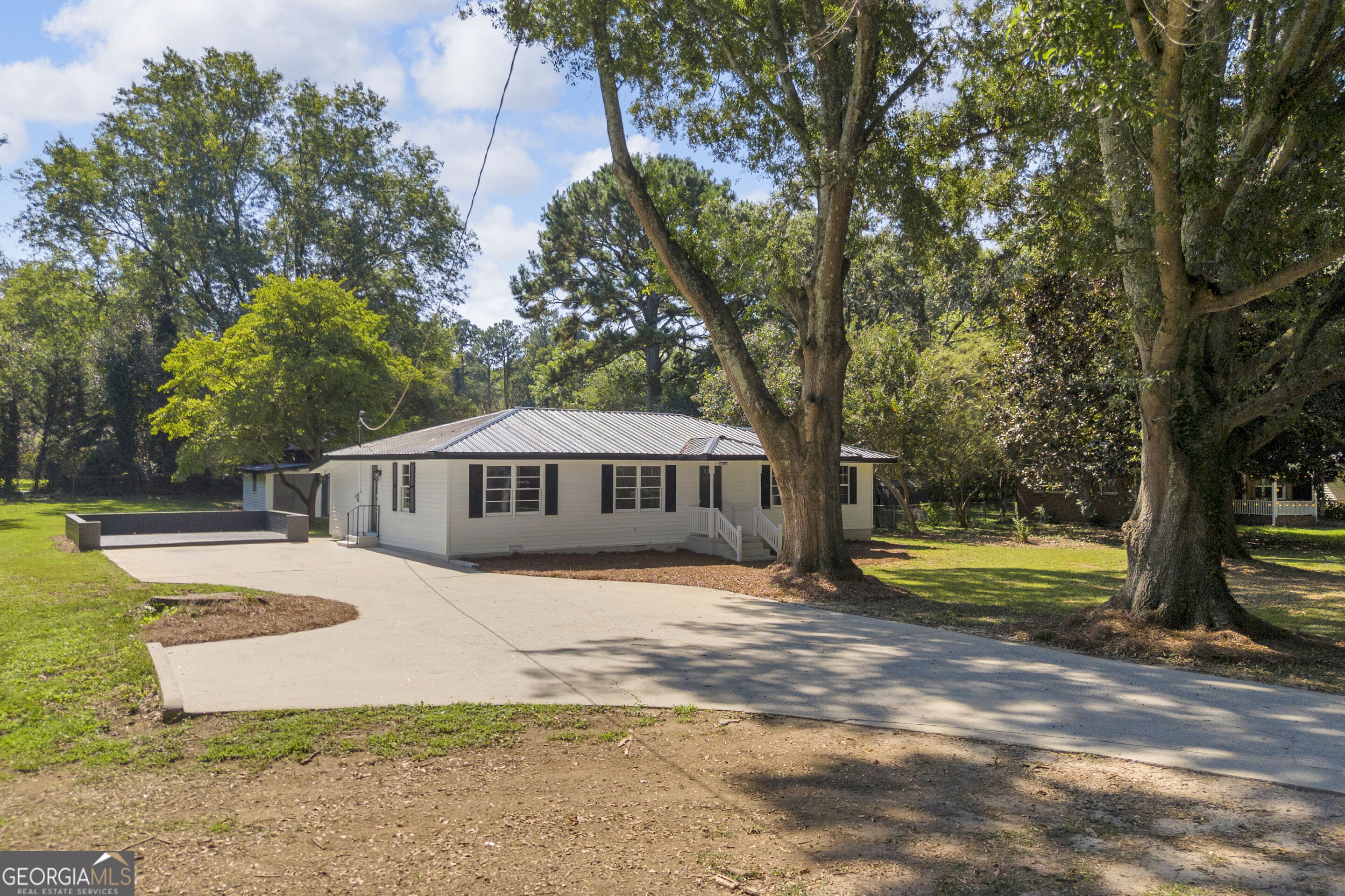 1845 Cherokee Road Winterville, GA 30683 - Photo 10 of 47 Gallery Image 10