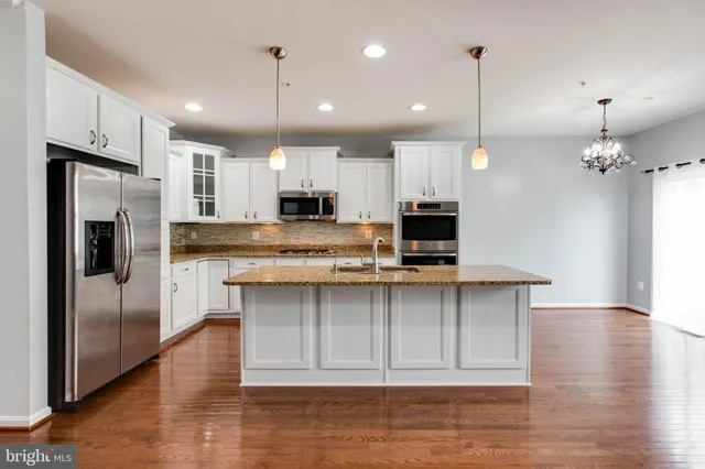 $3,200 | 7926 Silver Oak Road, Hanover, MD 21076