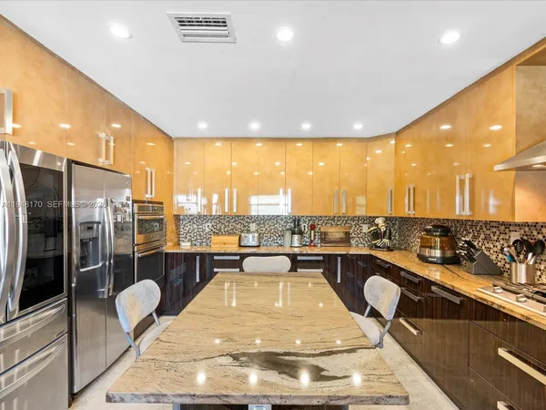 $15,000 | 201 Golden Beach Drive, Golden Beach, FL 33160