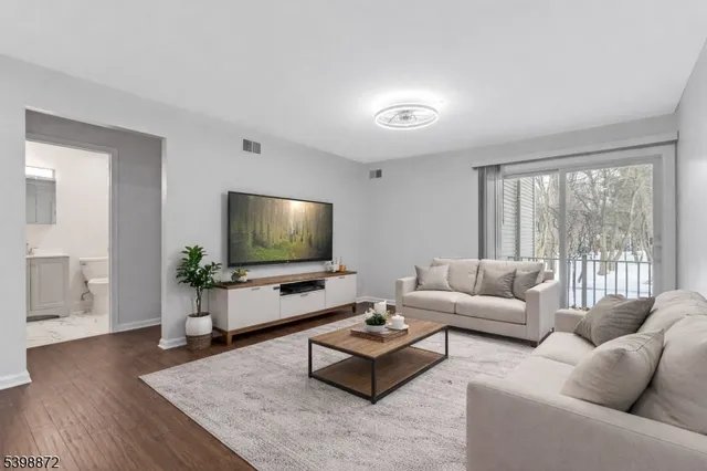 $2,785 | 56 Maple Lane, Mount Arlington, NJ 07856