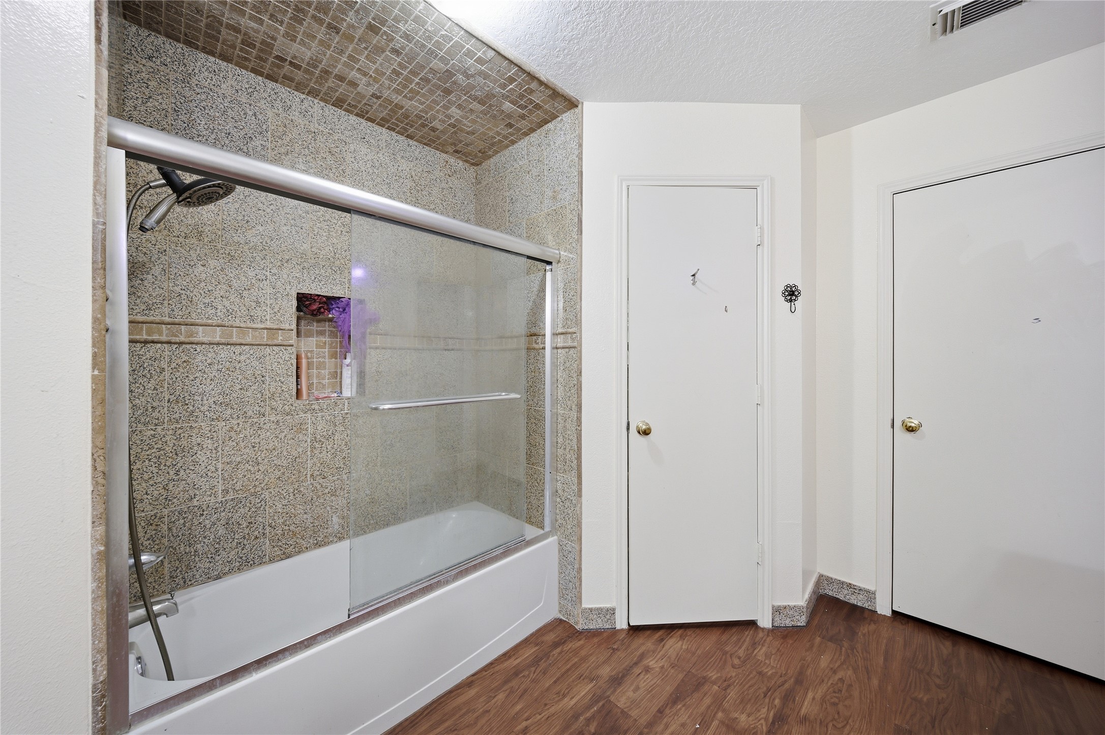 4606 Terrell Street Houston, TX 77093 - Photo 20 of 41