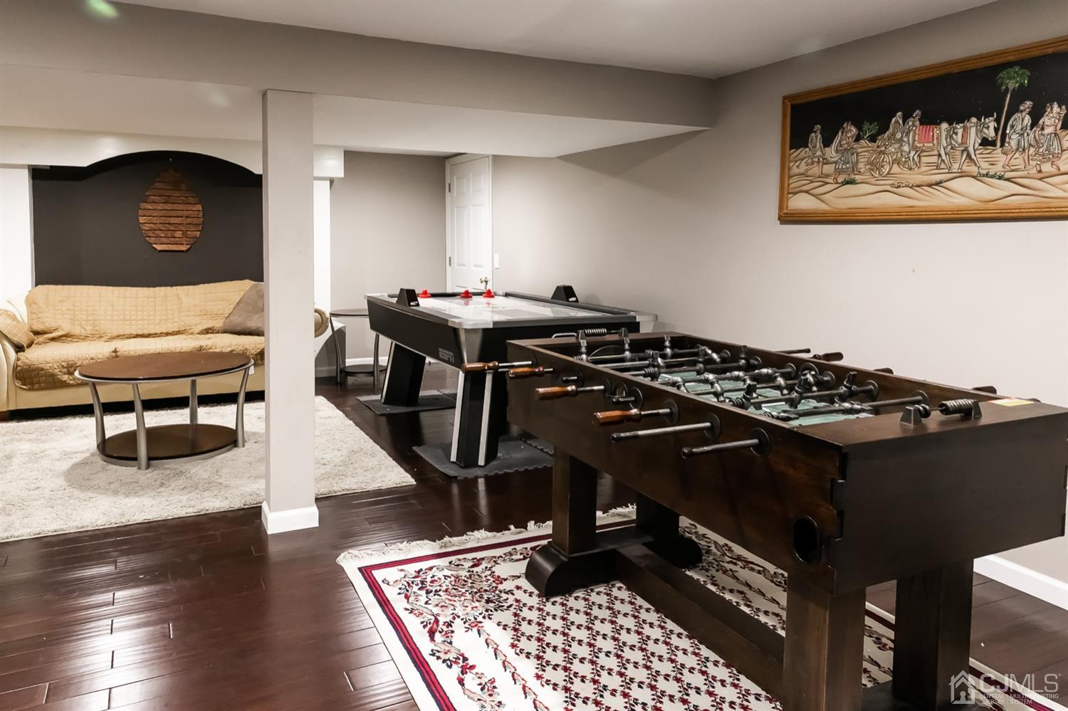 8 Peppermint Hill Road North Brunswick, NJ 08902 - Photo 30 of 32 a living room with furniture