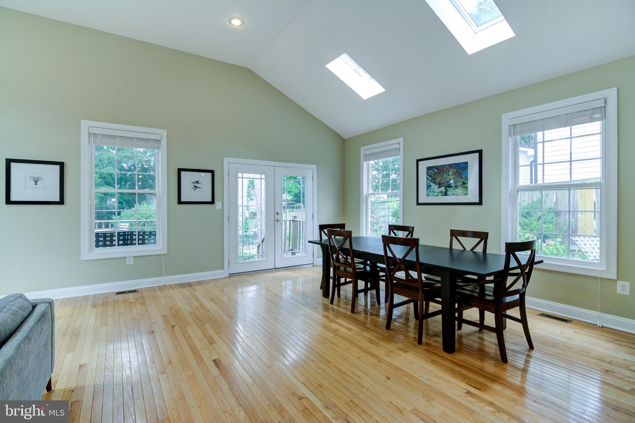 2905 Jennings Road Kensington, MD 20895 - Photo 27 of 52 Great room/breakfast room or dining room