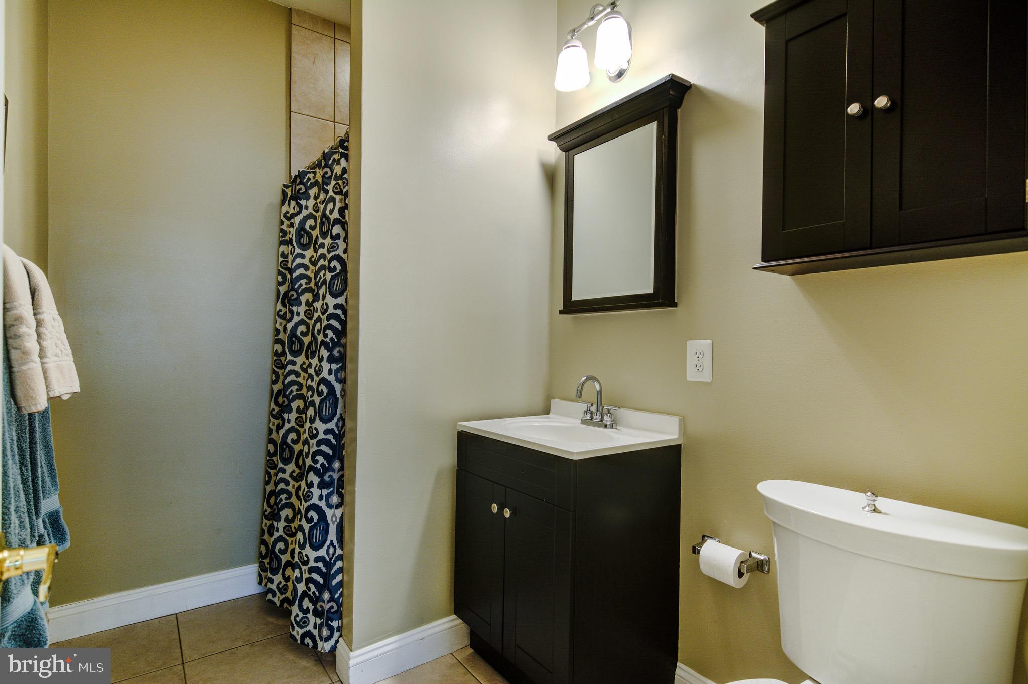 2905 Jennings Road Kensington, MD 20895 - Photo 35 of 52 Main floor full bath