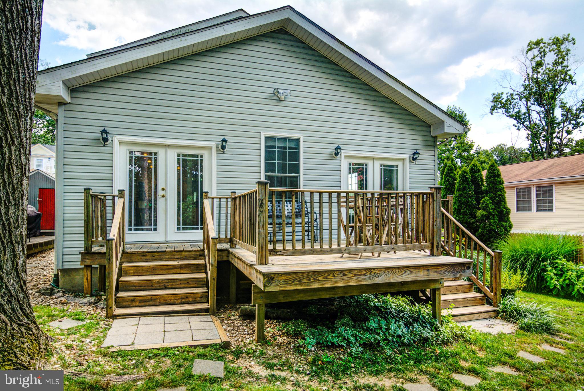 2905 Jennings Road Kensington, MD 20895 - Photo 9 of 52 Back yard deck/steps to great room