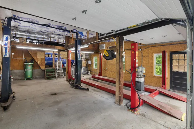 $545,000 | 200 Ulster Avenue, Ulster Park, NY 12487