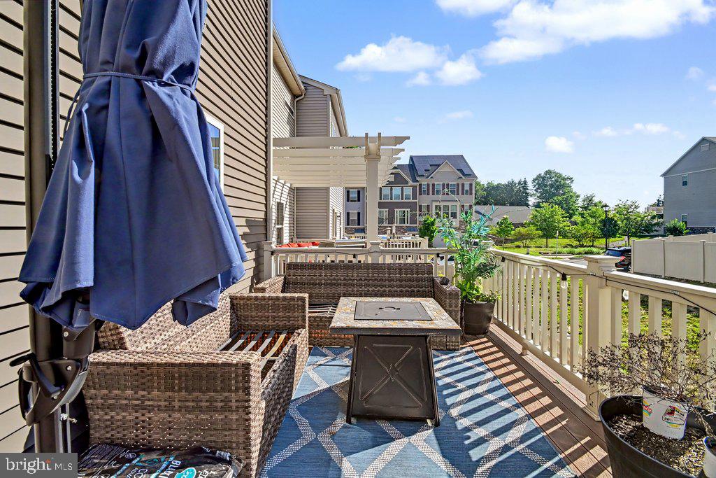 8338 Kippis Road Millersville, MD 21108 - Photo 12 of 32 DECK