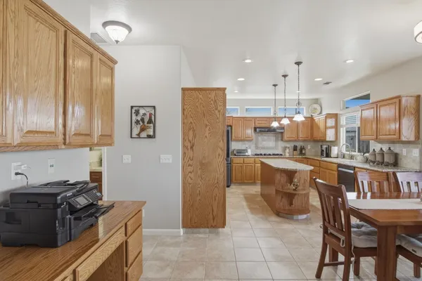 $894,300 | 2117 Vincent Avenue, Hughson, CA 95326