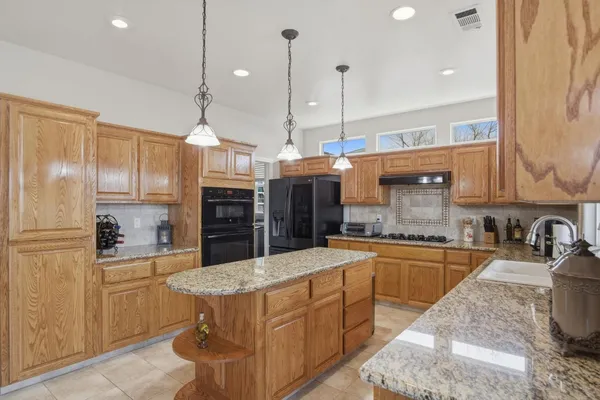 $894,300 | 2117 Vincent Avenue, Hughson, CA 95326